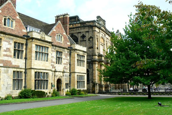ヨーク大学